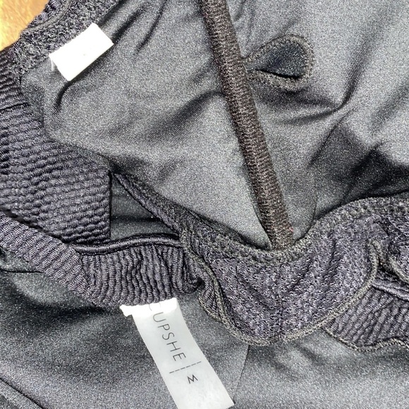 Cupshe black bikini size medium - Picture 5 of 5